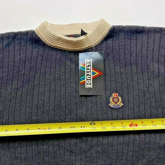 Vintage Deadstock Altitude Polo Rugby  Knit Sweater Women’s M Crest Navy Cream - Picture 6 of 7